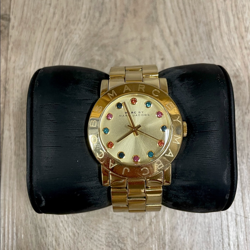 Marc Jacobs gold watch